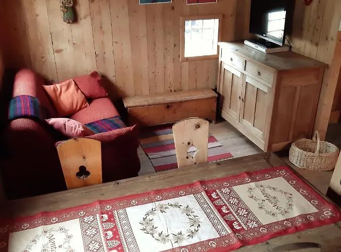 Chalet Piccolo E Accogliente Rascard Cir 0060 *